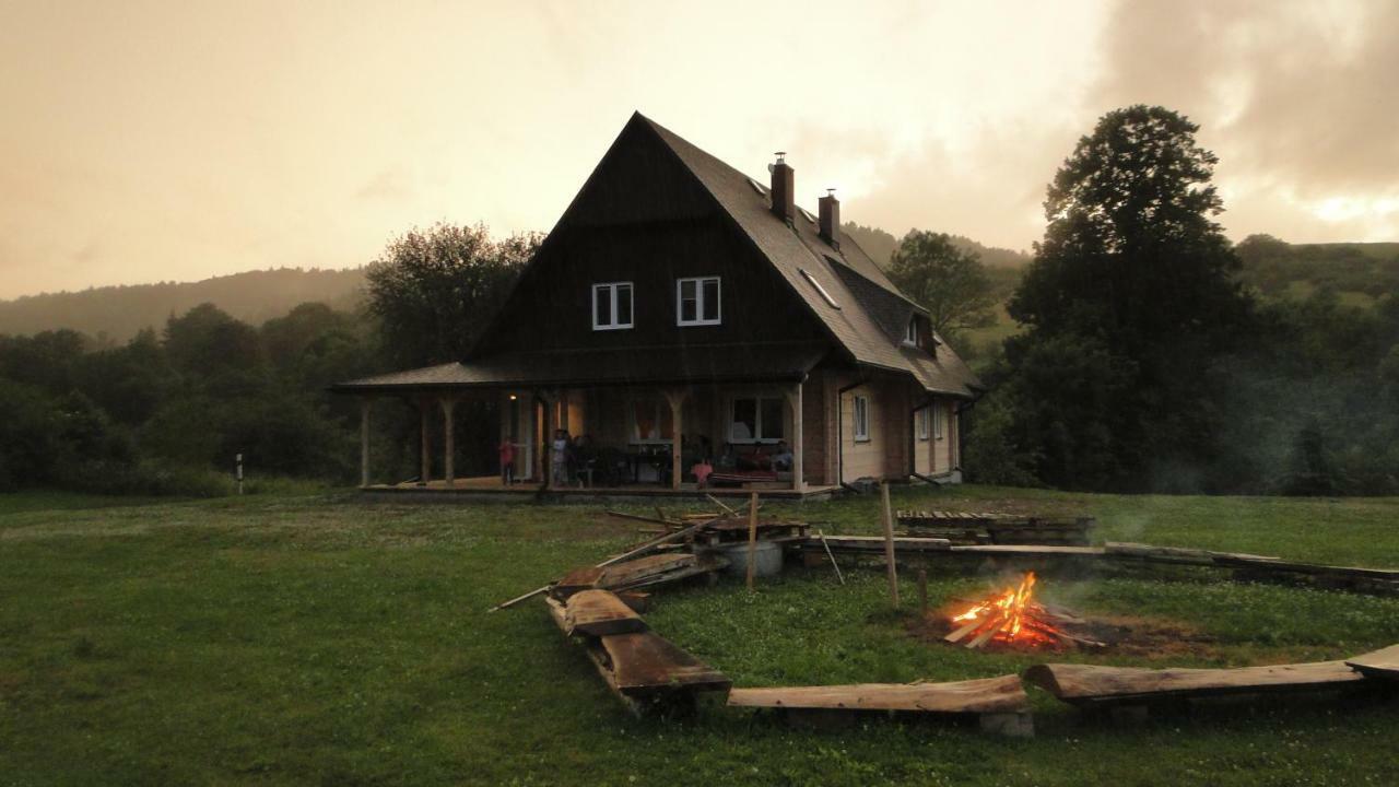 Gutkowa Koliba Villa Jasliska Buitenkant foto