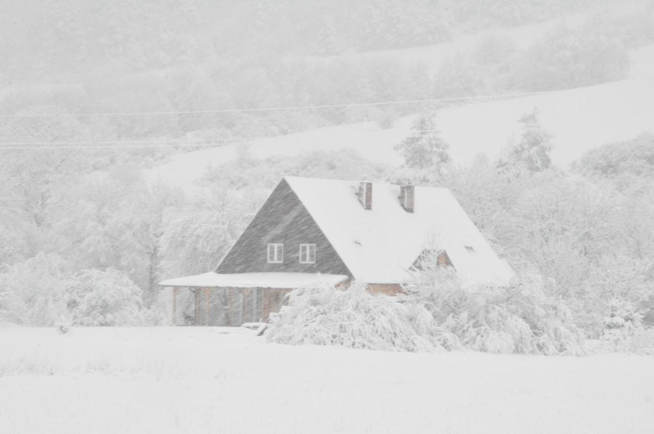 Gutkowa Koliba Villa Jasliska Buitenkant foto